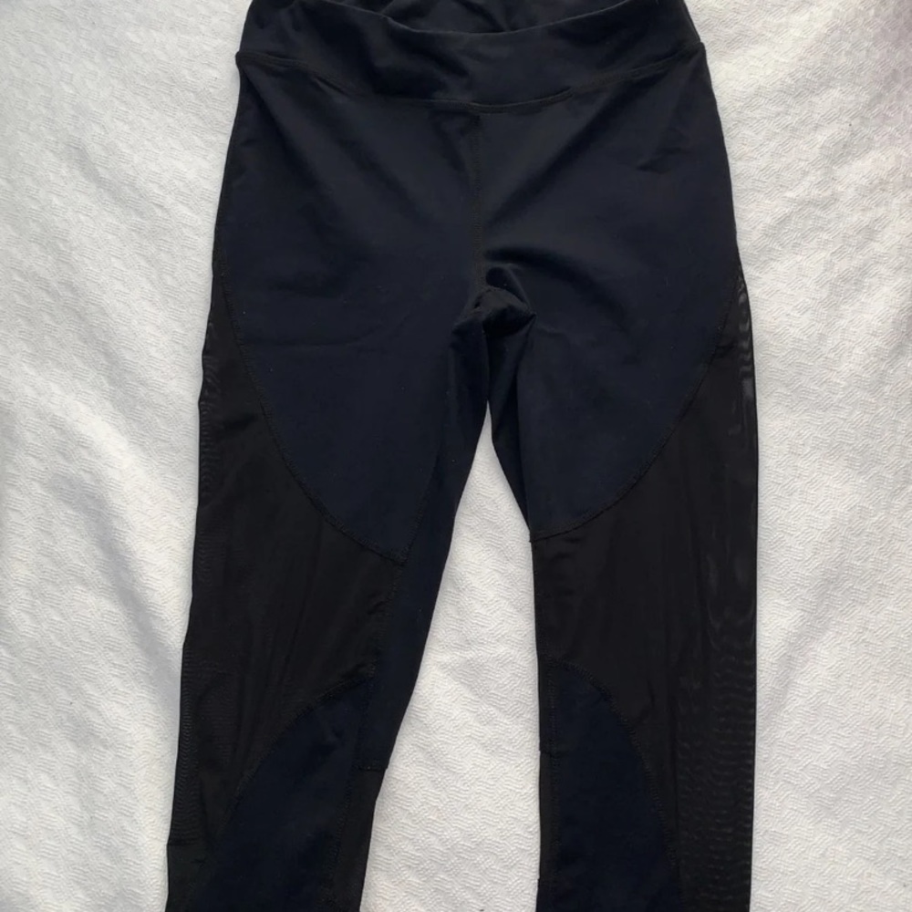 Black mesh garage leggings